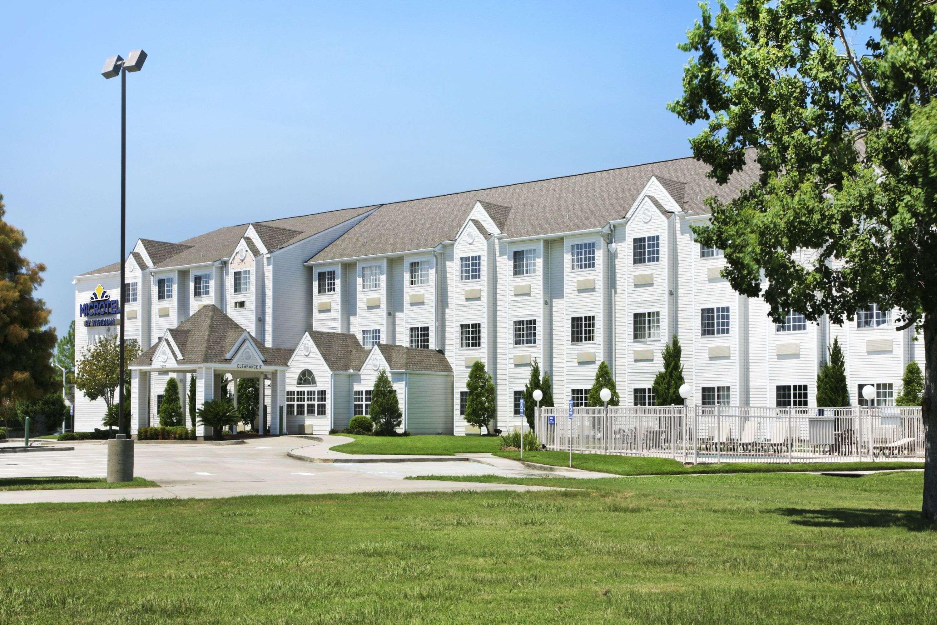 Microtel Inn & Suites Bâton-Rouge Extérieur photo