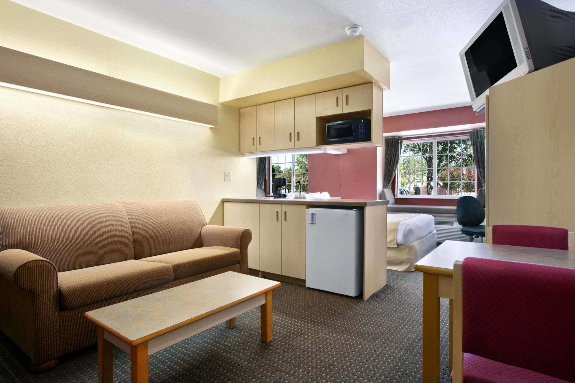 Microtel Inn & Suites Bâton-Rouge Chambre photo